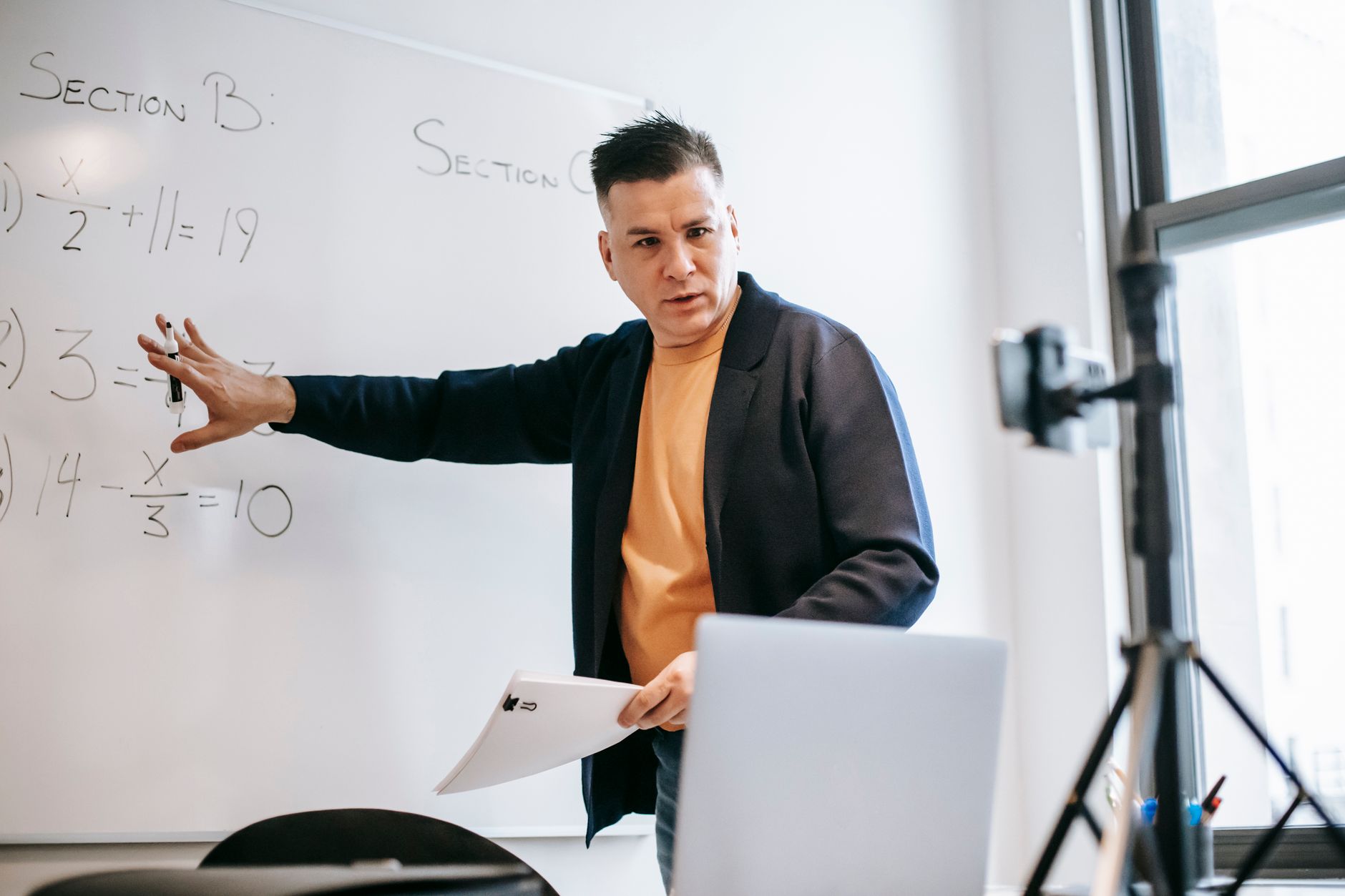 Co się zmieniło dla uczniów? Fuzja Coursery i Udemy właśnie się finalizuje. Poradnik dla polskich kursan